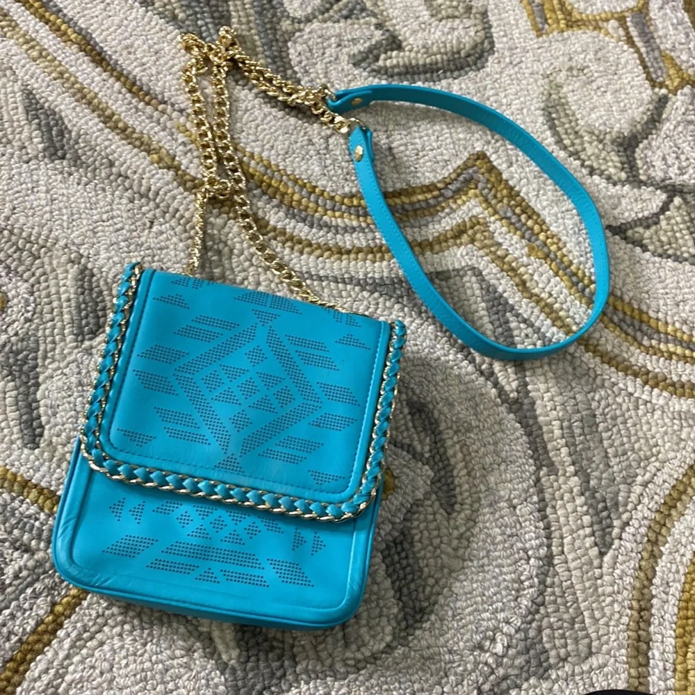💕 Henri bendel turquoise leather shoulder bag 💕 - Picture 14 of 14